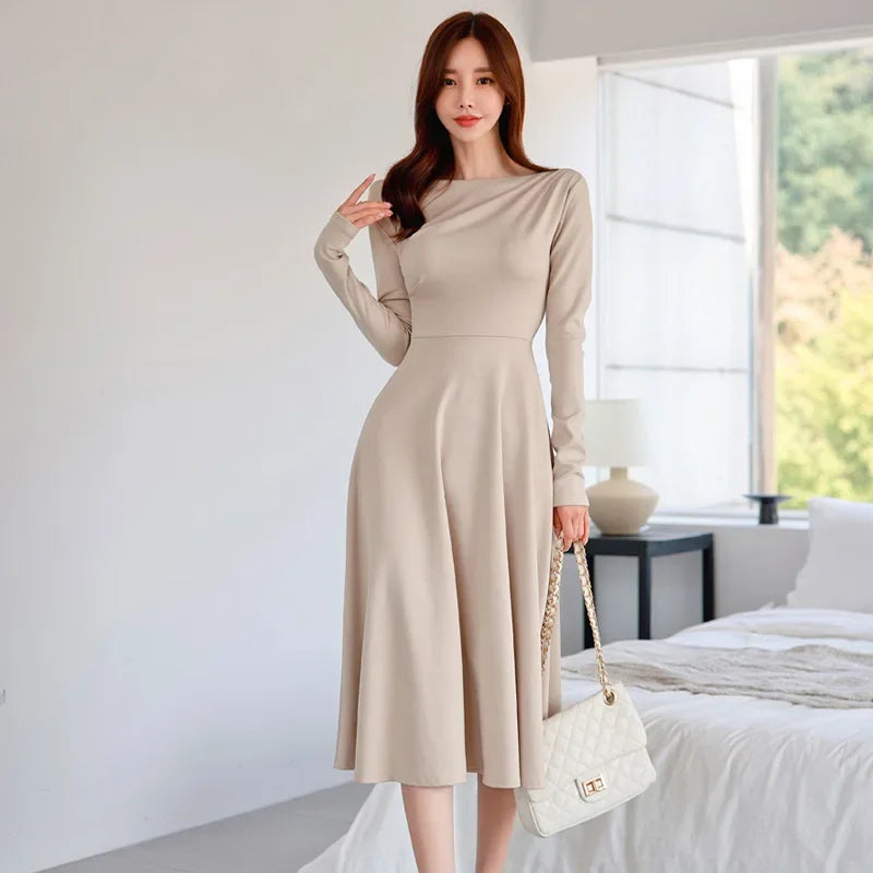 Elegant Fashionable Dress 2024 Autumn New Style Korean Version Long Sleeve Slimming Women's Clothing Wide Skirt One Piece Relief